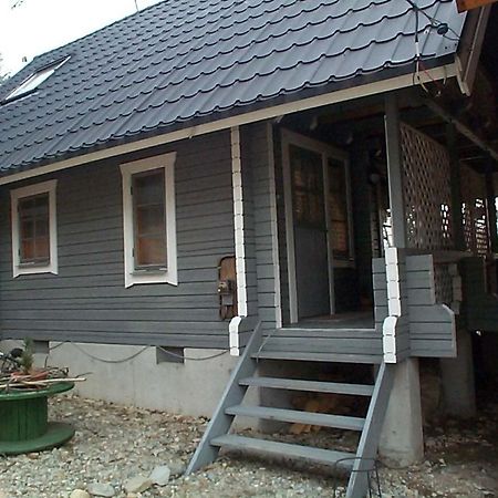 Cottage Mogi Log House Насу Экстерьер фото