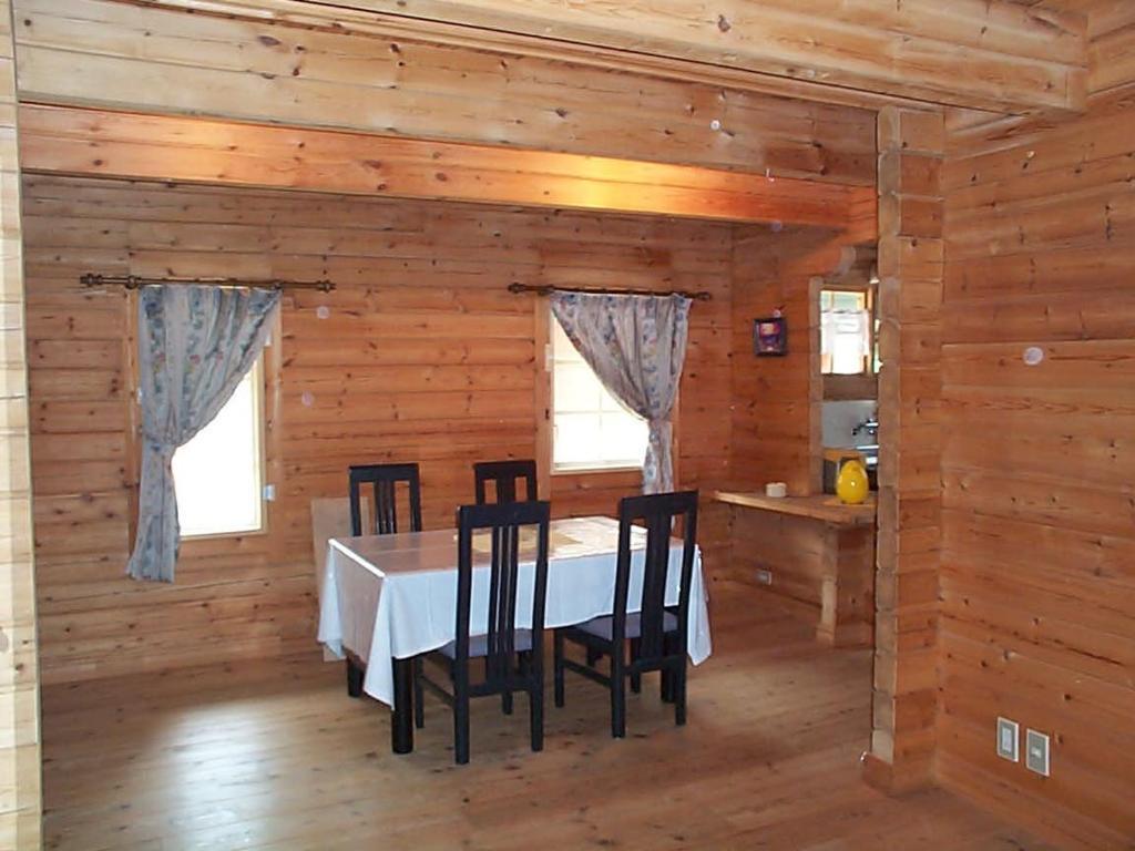 Cottage Mogi Log House Насу Номер фото